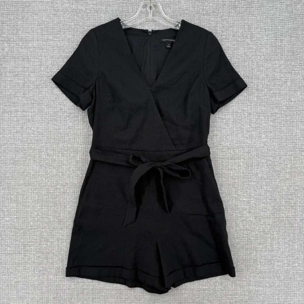 Banana Republic Romper Womens 4 Black One-Piece V-Neck Zip Pockets Linen Blend‎